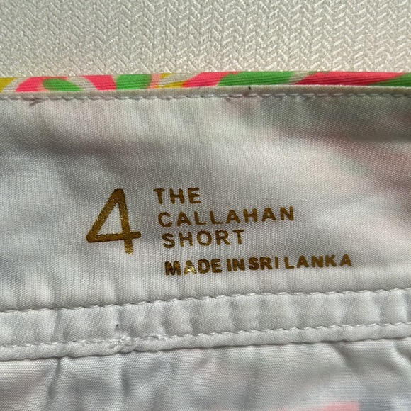 Lilly Pulitzer Callahan Shorts. Size 4 - Picture 4 of 4